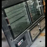 وسایل قنادی ۲عدد یخچال وزیر ترازوی با میکسر زمانی