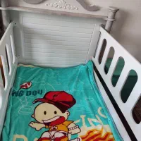 تخت نوزاد نوجوان