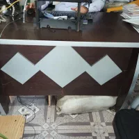 میز اداری در حد نو