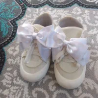 تعدادی کفش بچگانه دخترونه