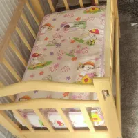 گهواره|تخت و صندلی بچه|میانه, |دیوار