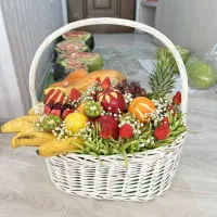 تزیین هندوانه و کدو و سبد میوه و کیک و دسر|خدمات پذیرایی، مراسم|ارومیه, |دیوار