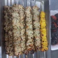 آشپزایرانی خانم یا آقاویک نیروی کمکی.حسابدار