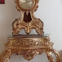 ساعت کنسولی