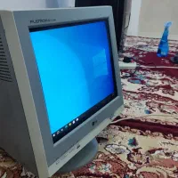 مانیتور قدیمی