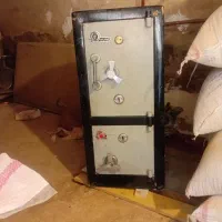 گاو صندوق|ابزارآلات|سنقر, |دیوار