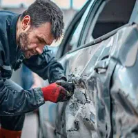 استخدام نقاش و صافکار ماهر و‌نیمه ماهر باجای خواب