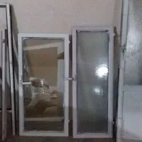 درب وپنجره آهنی. بدون چارچوب . شیشها برفی وبرنز|مصالح و تجهیزات ساختمان|پاکدشت, پاکدشت (مامازند)|دیوار