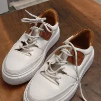 کتونی بچگانه