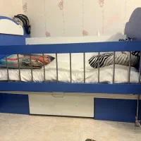 تخت کودک مناسب تا ۸ سال بهمراه کمد و میز تحریر