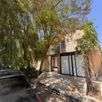 فروش دو طبقه ویلایی سر نبش فاز ۲|فروش خانه و ویلا|هشتگرد, فاز ۲ مهستان|دیوار