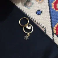 مقداری طلای سبک