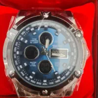 ساعت مچی دو زمانه