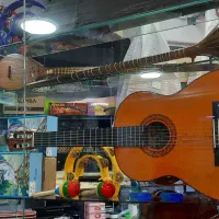 گیتار  M