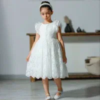 فروشنده خانم