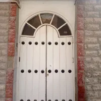 ‌درب چوبی قدیمی