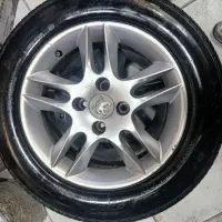 رینگ لاستیک پنچ پر