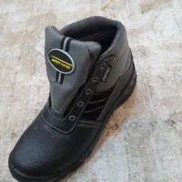 کفش کار پا تن کاملا نو آکبند