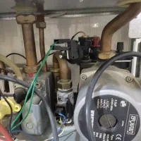 تعمیرات تخصصی پکیج و آبگرمکن