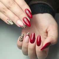 کاشت و ترمیم تخصصی ناخن vip