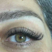 اکستنشن مژه لیفت و لمینت مژه و ابرو کاشت هیدن