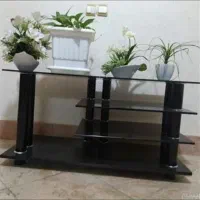 زیر تلویزیونی شیشه یی