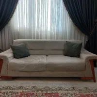 مبل راحتی ۷ نفره همراه میز جلو مبل|مبلمان خانگی و میز عسلی|مشهد, شهید بهشتی|دیوار