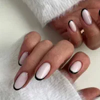 خدمات تخصصی ناخن . هفت تیر