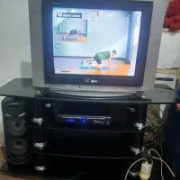 میز و تلویزیون