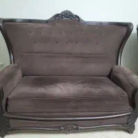 مبلمان کلاسیک با بدنه چوب راش
