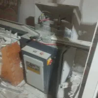 دستگاه در و پنجره دو جداره