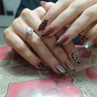 کاشت ناخن پاییزی فقط ۲۸۰