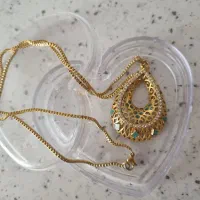 گردنبند مجلسی رنگ ثابت