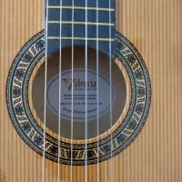 گیتار کلاسیک والنسیا