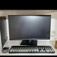مانیتور  و کیبورد