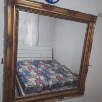 آینه بزرگ قاب چوبی