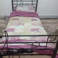 تخت تک نفره