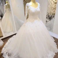 لباس فروشی عروس