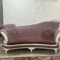 مبل به همراه سه عدد میز عسلی
