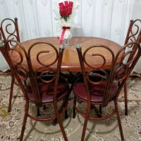 میز غذاخوری
