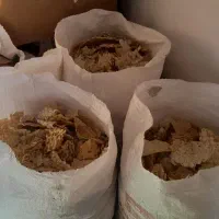 سلام ۱۰۰کیلونان خشک برای دام موجودهست