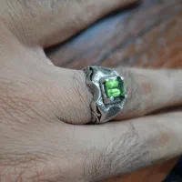 انگشتر شجر و زبرجد|جواهرات|خرمدره, |دیوار