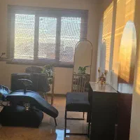 دعوت به همکاری در لاین ناخن و مژه با قیمت مناسب