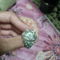 انگشتر زینتی نقره با سنگ های خاص