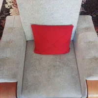 مبل راحتی تخت خواب شو رنگ کرمی