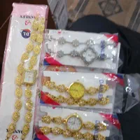 فروش ساعت همراه دستبند رنگ ثابت فقط ۴۰۰ تومن