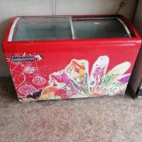 یخچال بستنی