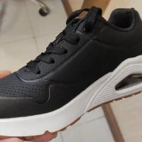 کتونی اسکیچرز اصل سایز ۳۳