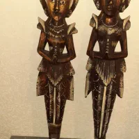 مجسمه‌ چوبی