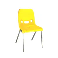 ۱۰ عدد صندلی پلاستیکی با دوام